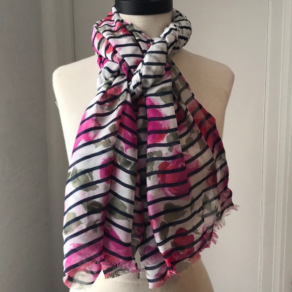 Floral and Stripe Wrap/Scarf - Picture 4 of 7
